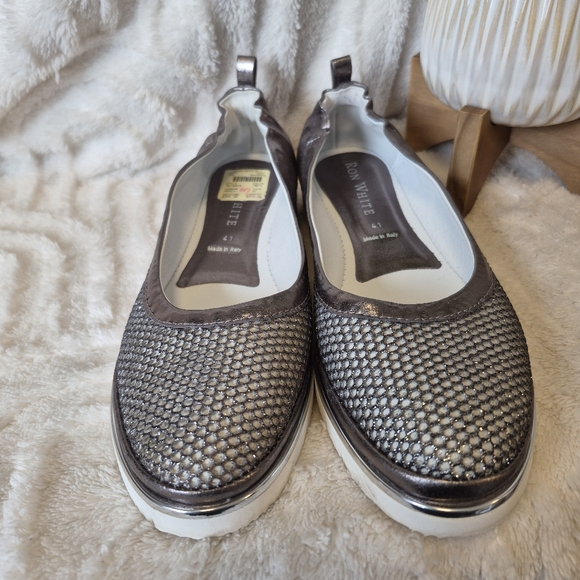 NEW Ron White Natanya Slip On Flats Shoes Silver Leather Mesh Size 10 MSRP $495 - Picture 4 of 14